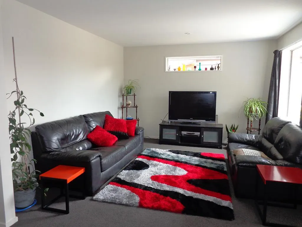Delamain Holiday House And B&B Christchurch